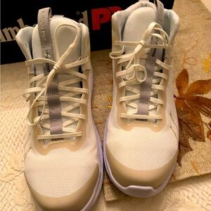 Timberland PR Women's Motion Access Low Lace-Up Sneaker, Size 9.5M